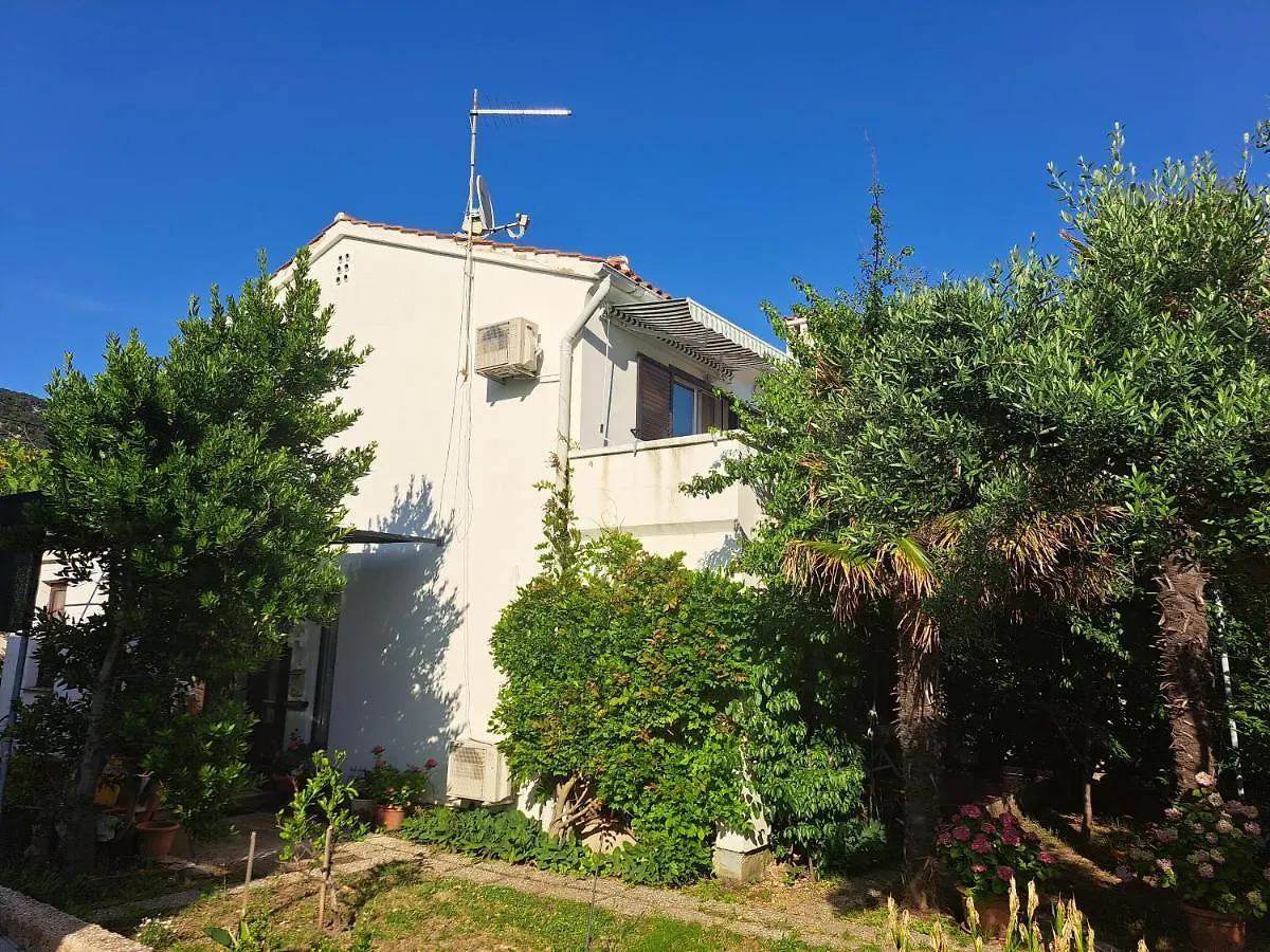 Rooms Anica Baska  Apartment Baska (Krk)